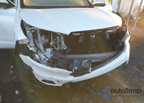 2016 Toyota Highlander Le Plus V6 from USA, damaged, VIN 5TDBKRFH8GS324499